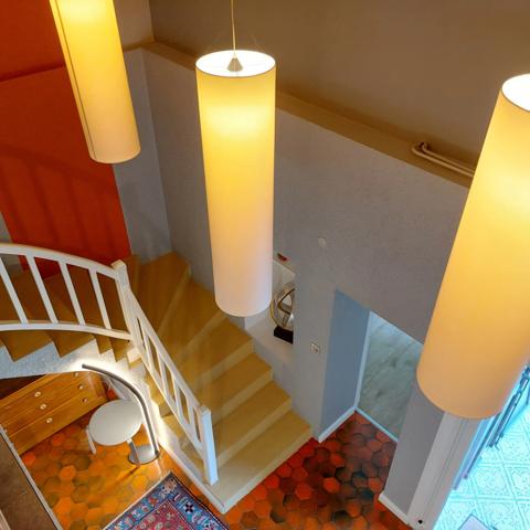 Maison à vendre 13 pièces MONTAUBAN (82), salle de reception, parking, bureaux, cave, dépendances,  parc de 8000m2, 2 entrées indépendantes