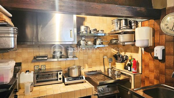 Local commercial de 147 m²