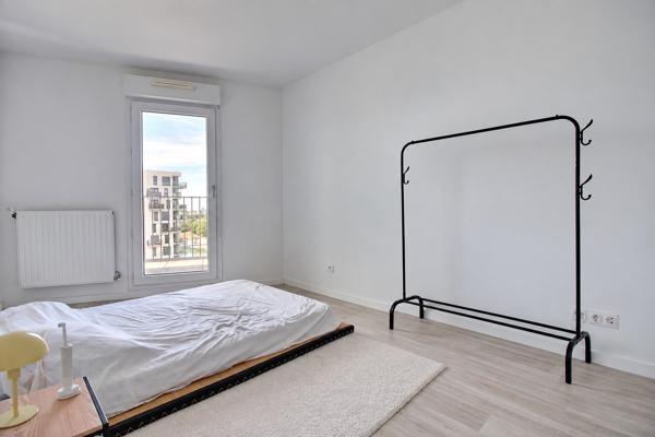 Lumineux 5 pièces avec terrasse, balcon et parking