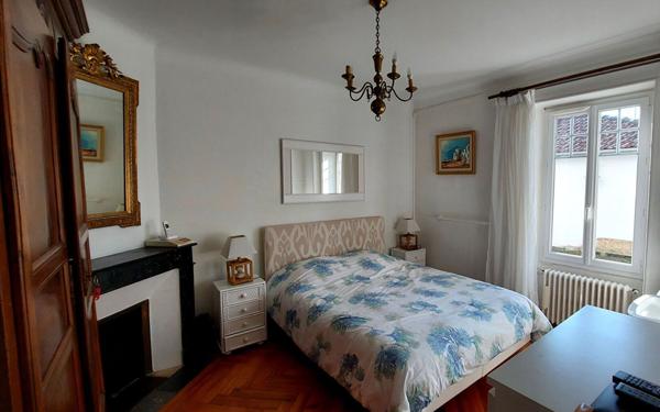 Maison à vendre    8 pièces •  Bénesse-Maremne