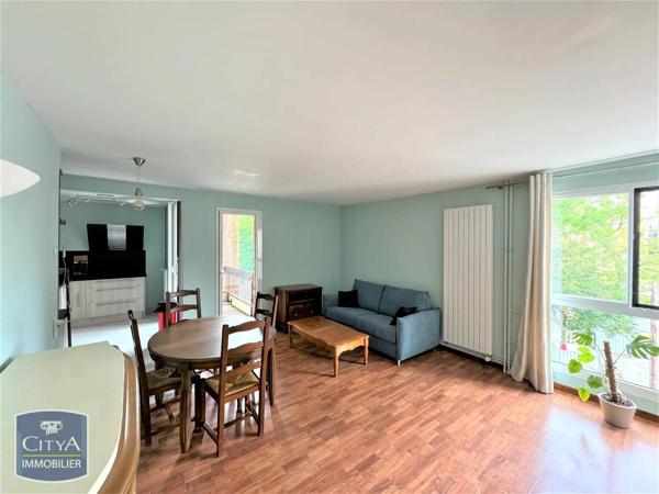 Appartement à louer 3 pièces 62.36m² Lille (59000)