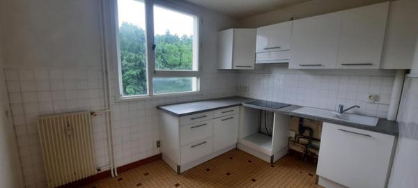Appartement T4 à louer - 71 m² (réf : 494467)