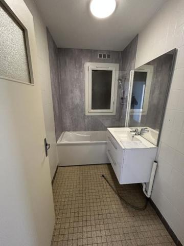 Appartement T4 à louer - 71 m² (réf : 494467)