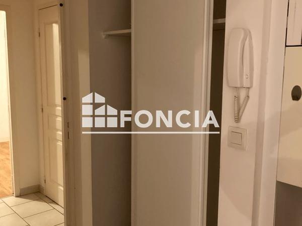 Location Appartement 2 pièces 43.5 m² - 24 RUE VICTOR HUGO Montreuil Juigne 49460