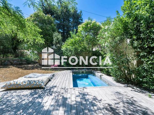 À vendre Maison 6 pièces 180 m² - Aix-en-provence 13090