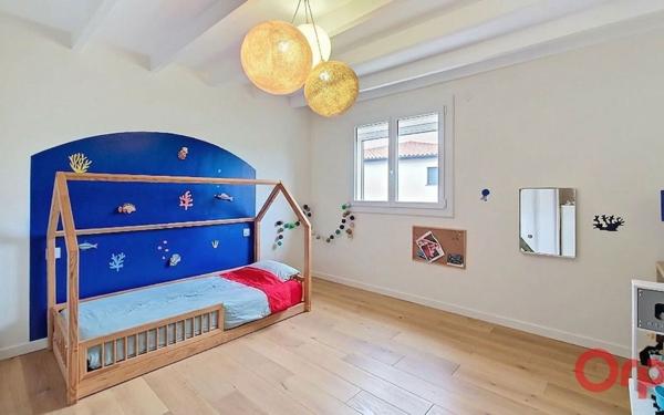 Maison à louer    5 pièces •  Cabestany