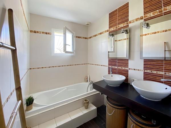 Maison 5 pièces - 134 m²