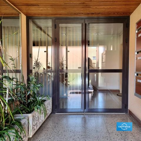 Exclusivité Bel Appartement 4 pièces NEUILLY SUR MARNE 74,83 m2 avec Cave et stationnement