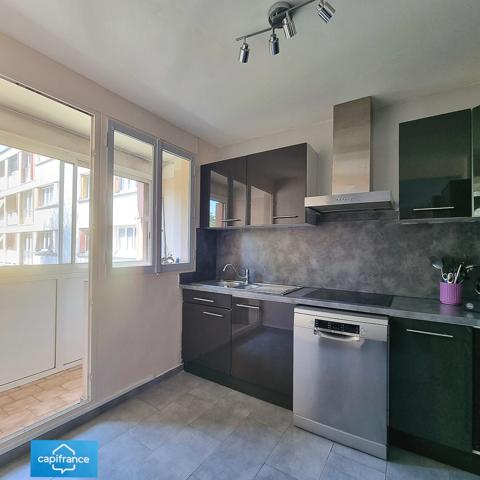 Exclusivité Bel Appartement 4 pièces NEUILLY SUR MARNE 74,83 m2 avec Cave et stationnement