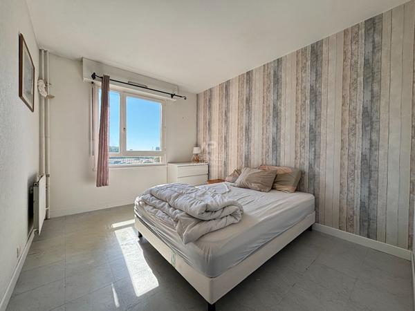 Appartement 3 pièces à vendre à Cergy la Justice - Calme et Lumineux 179 500 € **  - Référence  11234