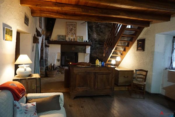 Maison à SAINT-GERMAIN-DE-CALBERTE, 48370 - 4 pièces 90m²