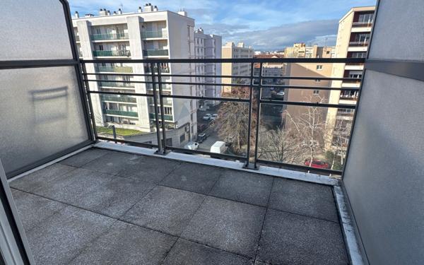 Appartement à vendre    3 pièces • 68,07 m2 Villeurbanne