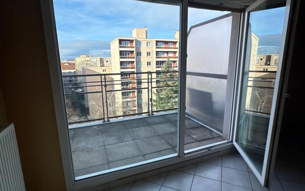 Appartement à vendre    3 pièces • 68,07 m2 Villeurbanne