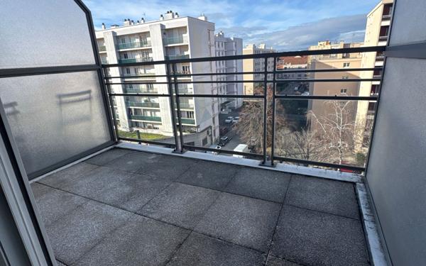 Appartement à vendre    3 pièces • 68,07 m2 Villeurbanne