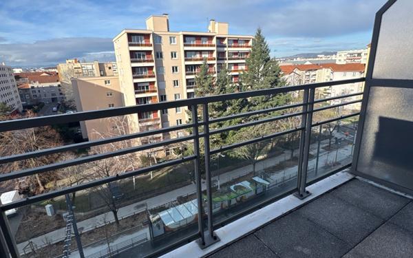 Appartement à vendre    3 pièces • 68,07 m2 Villeurbanne