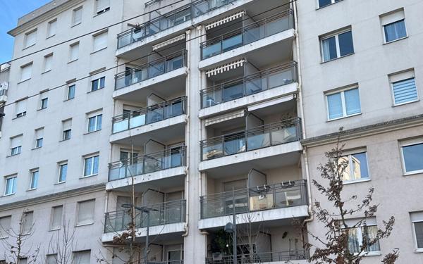 Appartement à vendre    3 pièces • 68,07 m2 Villeurbanne