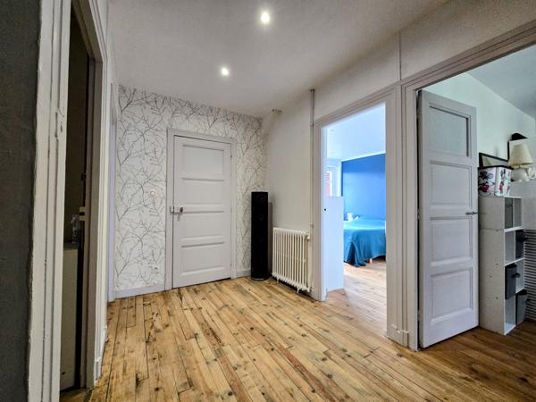 Tulle (19000) Coup de coeur à Tulle : maison avec terrasses