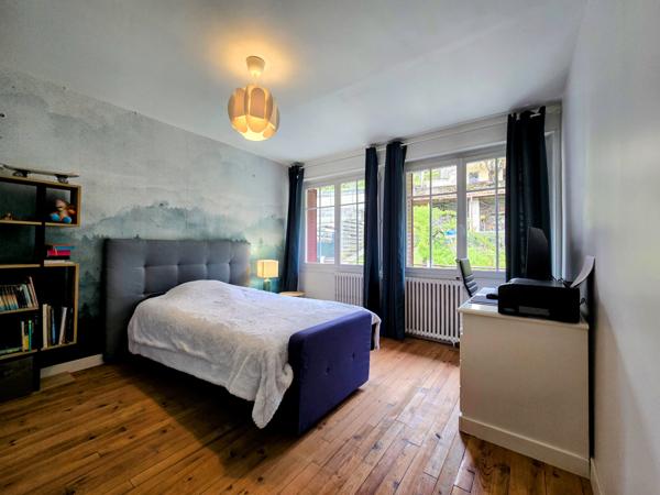 Tulle (19000) Coup de coeur à Tulle : maison avec terrasses