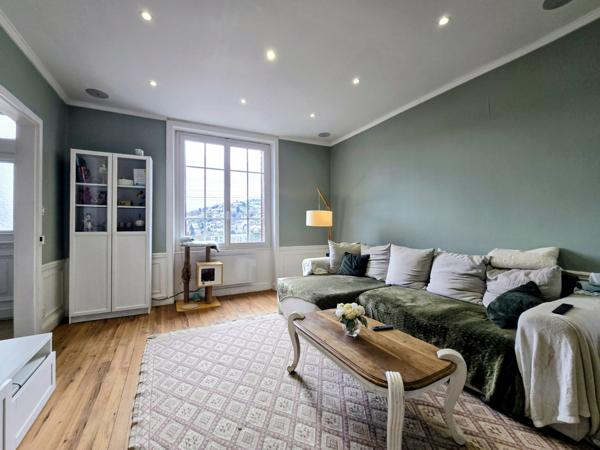 Tulle (19000) Coup de coeur à Tulle : maison avec terrasses