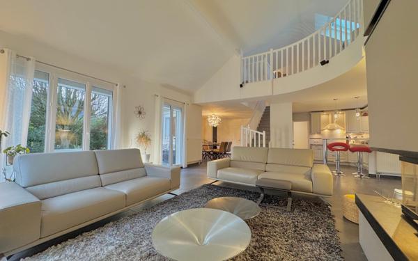 Maison à vendre    7 pièces •  Ozoir-la-Ferrière