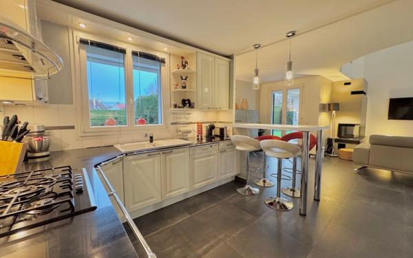 Maison à vendre    7 pièces •  Ozoir-la-Ferrière