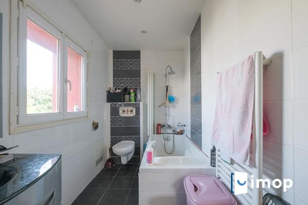 St Barnabé, Superbe Villa de 180m2 avec Piscine sur un terrain de 805 m2.