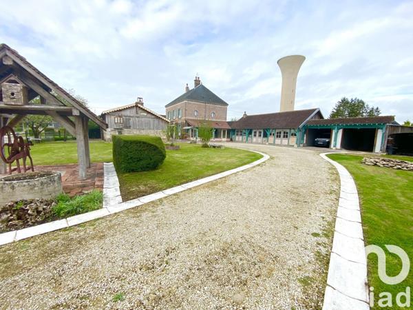 Maison à vendre 5 pièces 209 m² Montceaux-lès-Vaudes