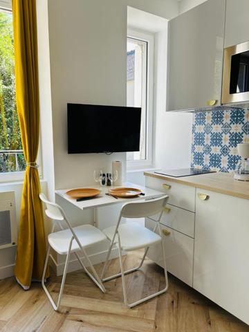 STUDIO HAUT DE GAMME QUIMPER GARE 16.5 M2 , Quimper