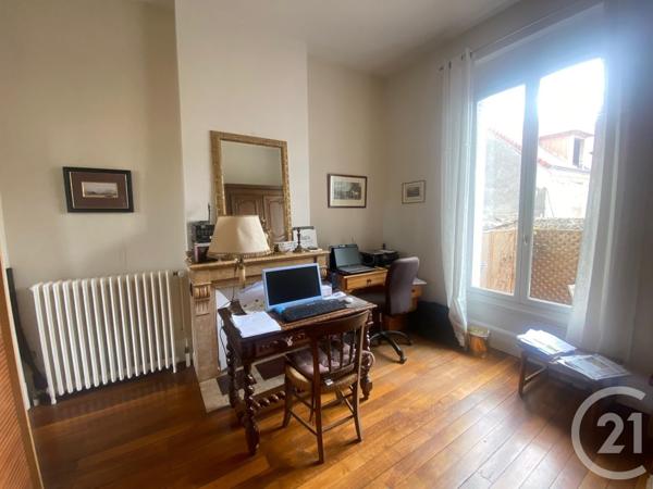 Maison à vendre  8 pièces - 168,30 m2 LA CHATRE - 36