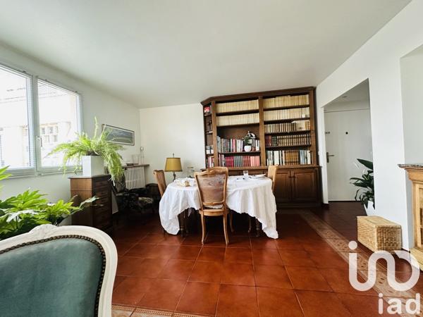 Appartement 5 pièces de 86 m² à Trappes (78190)