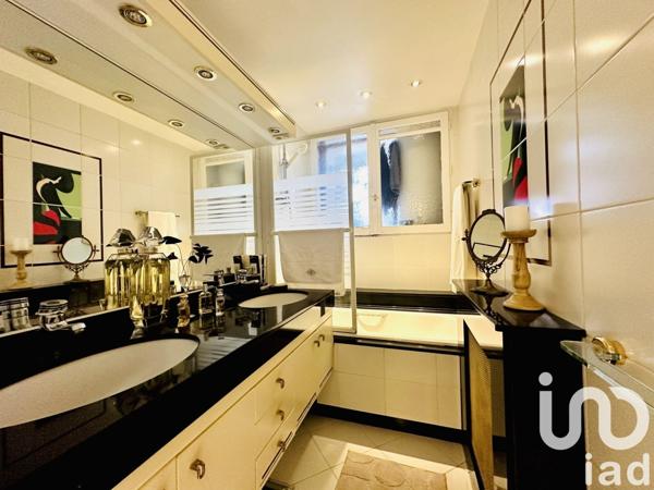 Appartement 5 pièces de 86 m² à Trappes (78190)