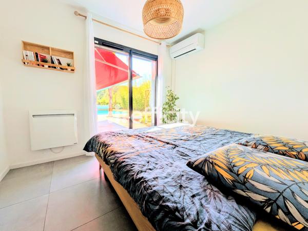 Maison
         7 pièces
        - 180 m² Exclusivité 925 000 € *