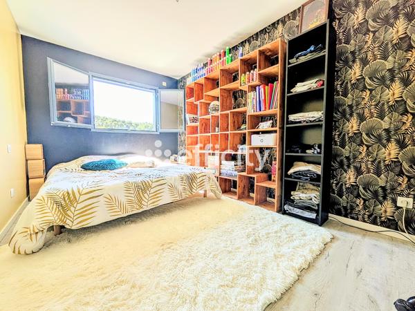 Maison
         7 pièces
        - 180 m² Exclusivité 925 000 € *