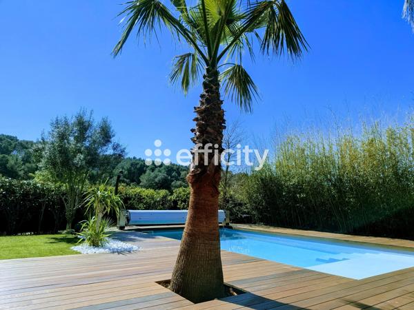 Maison
         7 pièces
        - 180 m² Exclusivité 925 000 € *