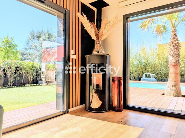 Maison
         7 pièces
        - 180 m² Exclusivité 925 000 € *