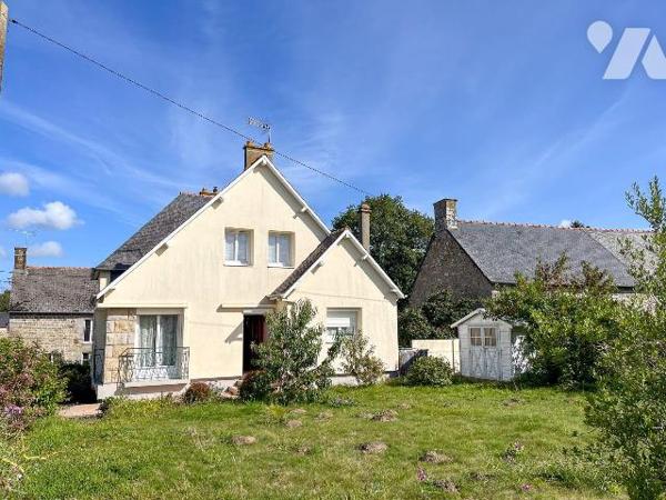 Dans un hameau de campagne tranquille, à 5 mins de route des commerces, services et de la gare ...