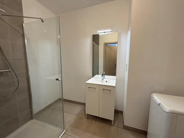 Appartement à louer 3 pièces 56.69m²