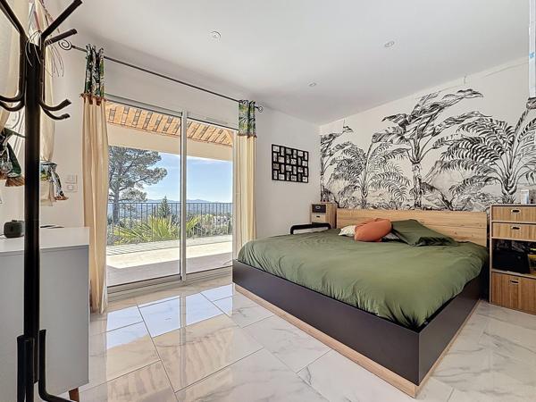 Magnifique maison neuve avec jacuzzi et piscine