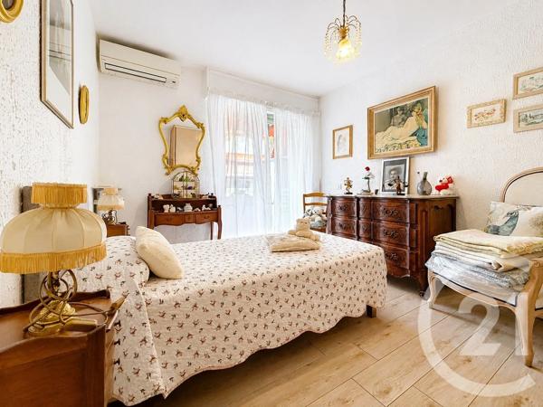 Appartement F2 à vendre  2 pièces - 49,02 m 2   CAGNES SUR MER  - 06