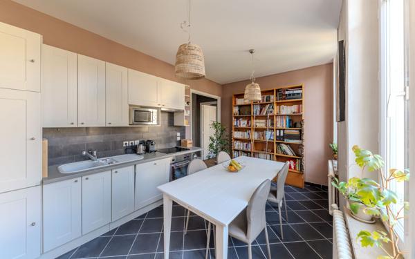 Appartement à vendre    3 pièces •  Nancy