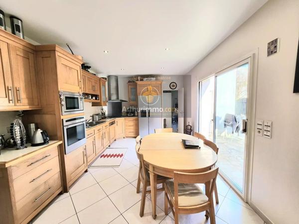 Vente Maison 7 pièces 158 m2 à Ormesson-sur-Marne