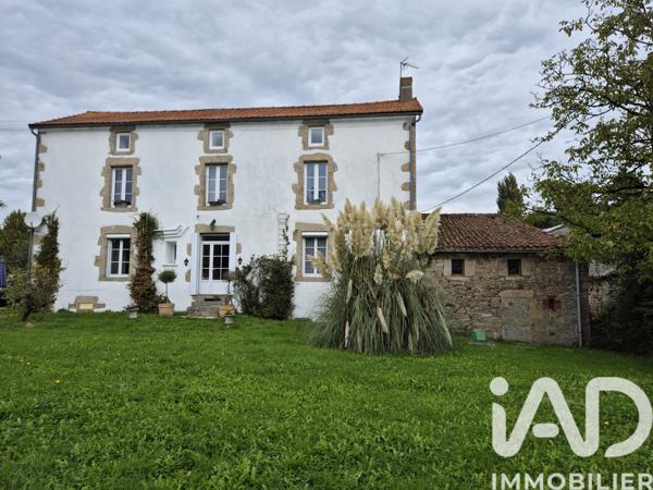 Maison à vendre 7 pièces 180 m² Moncoutant-sur-Sèvre