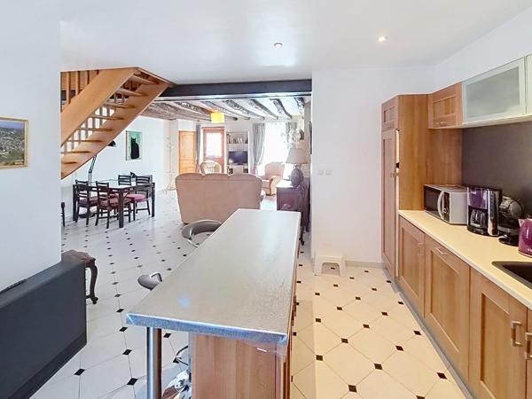 Maison
         4 pièces
        - 120 m² 139 900 €*