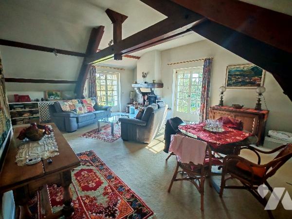 A visiter sans tarder, venez découvrir ces deux maisons au calme avec un magnifique terrain !