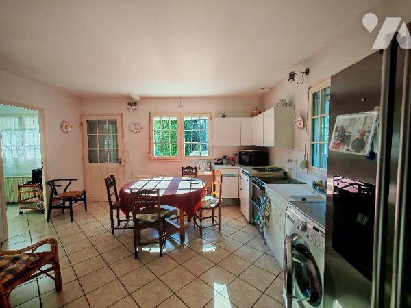 A visiter sans tarder, venez découvrir ces deux maisons au calme avec un magnifique terrain !
