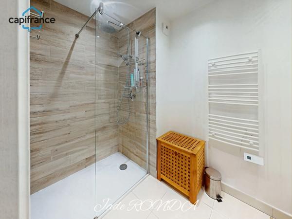 Appartement à vendre 3 pièces MARSEILLE 9EME ARRONDISSEMENT (13)