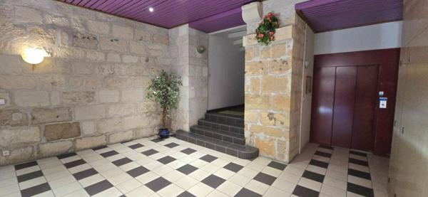 Appartement T3, résidence sécurisée avec ascenseur et cave privative