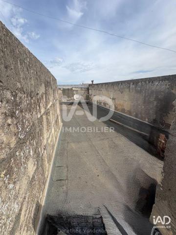 Immeuble à vendre 7 pièces 900 m² Arles
