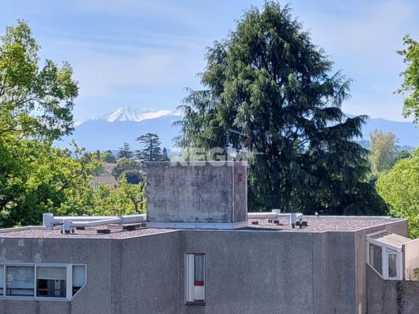 Pau (64000) T3 lumineux avec terrasse, vue Pyrénées, garage, cave et parking