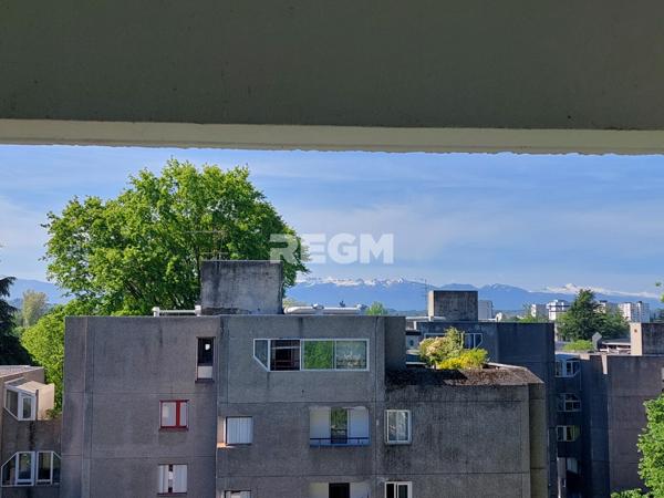 Pau (64000) T3 lumineux avec terrasse, vue Pyrénées, garage, cave et parking